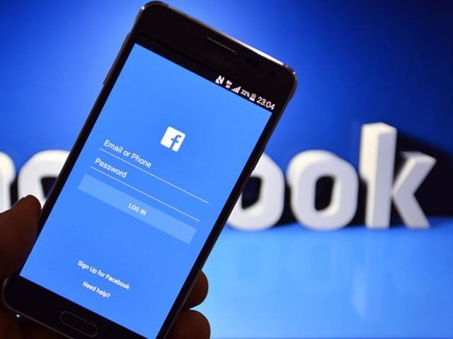 This image has an empty alt attribute; its file name is Buat-5-Perkara-Ini-Dengan-Segera-Jika-Facebook-Anda-Kena-Hack2.jpg